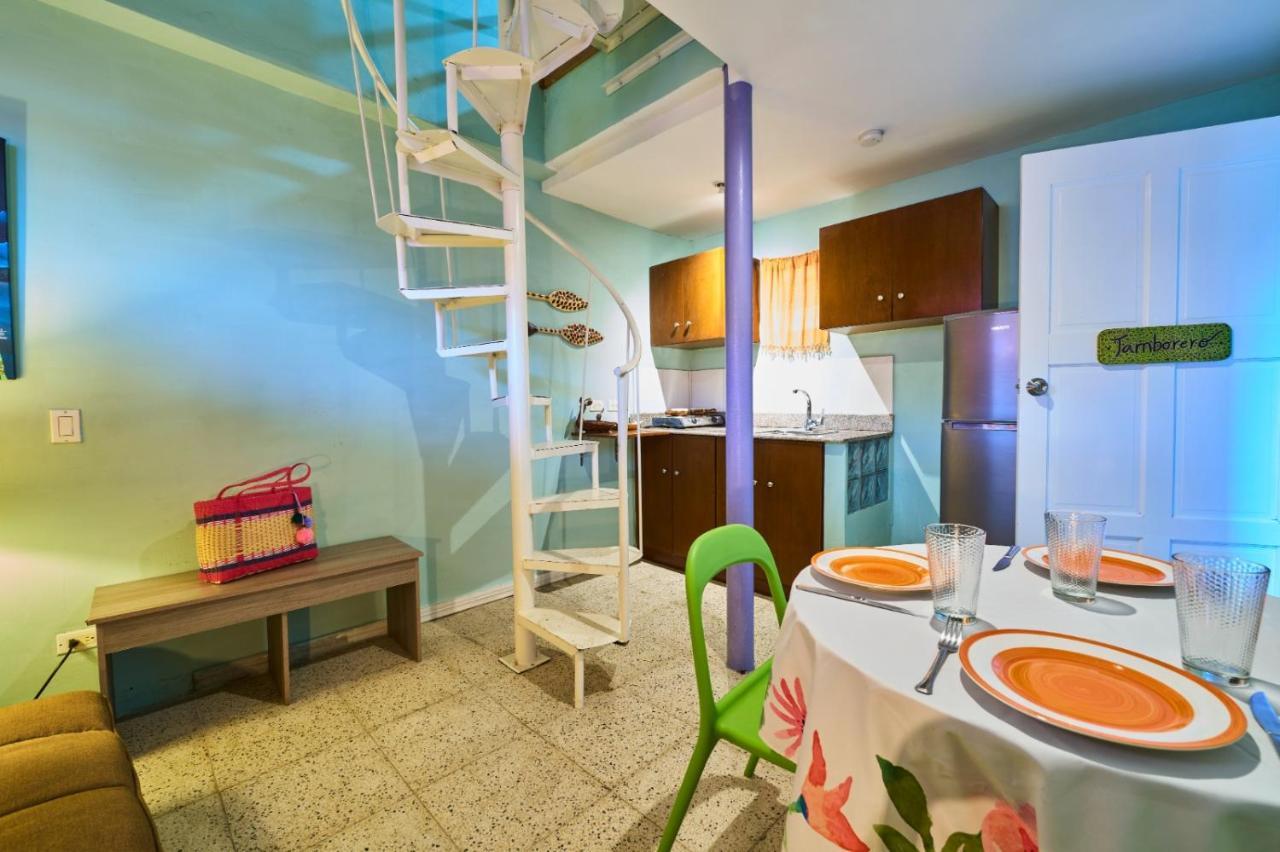 Casa Congo & Casa Rayo Verde - Restaurante - Galeria De Arte Portobelo Esterno foto